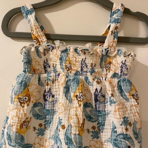 Bluey 2 Piece Baby Girl Romper Set with Hat 18 months - Picture 3 of 12